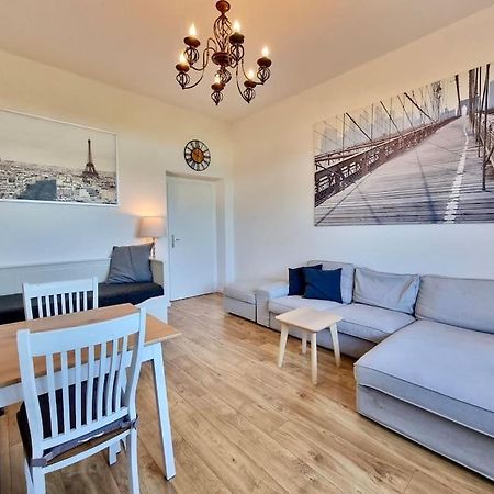 2 Room Apartment Near Station Neustadt In Dresden Neustadt Exterior photo